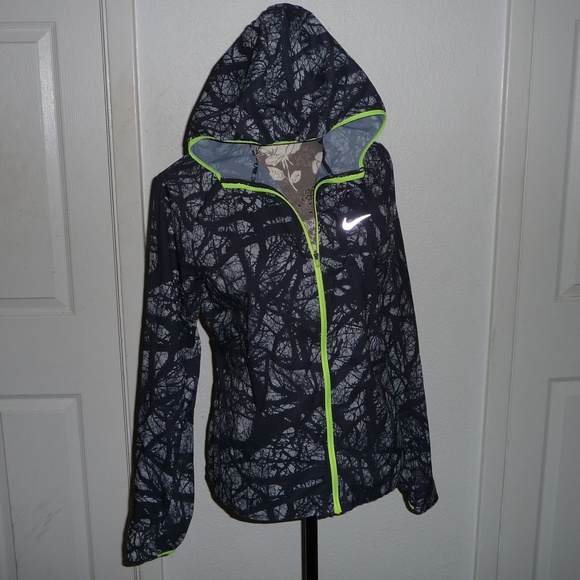 Nike Jackets & Blazers - NEW Nike Packable Full ZIp Wind/Rain Shell Jacket
